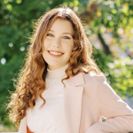 Chloe Hilbish portrait